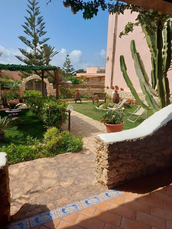 Apartment Casa Nel Verde Lampedusa Italy