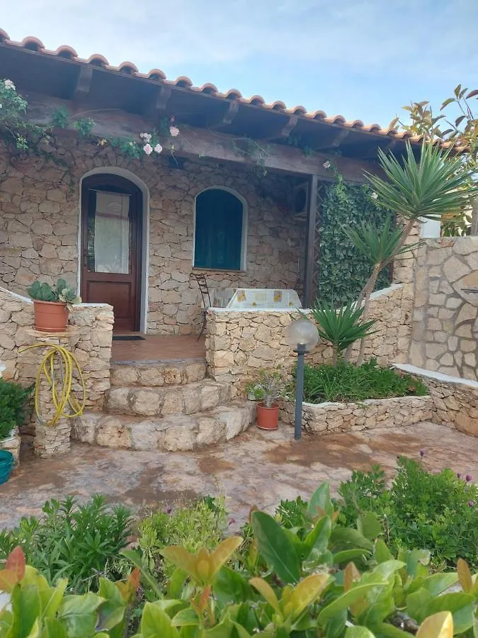 Casa Nel Verde Lampedusa Apartment